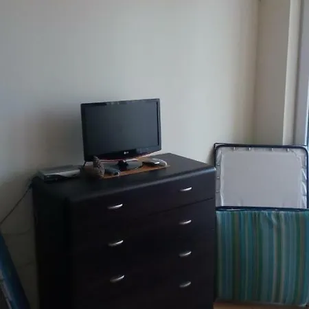 Lovely Studio In A Family Oriented - Fort Noks Apartament *